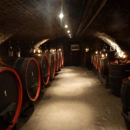 Gasthaus Weingut Stahl Oberwesel Esterno foto
